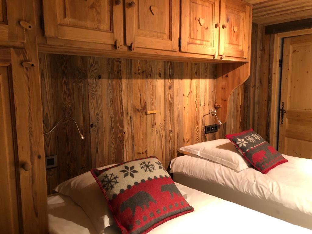 Julianna , Avec Services Morzine