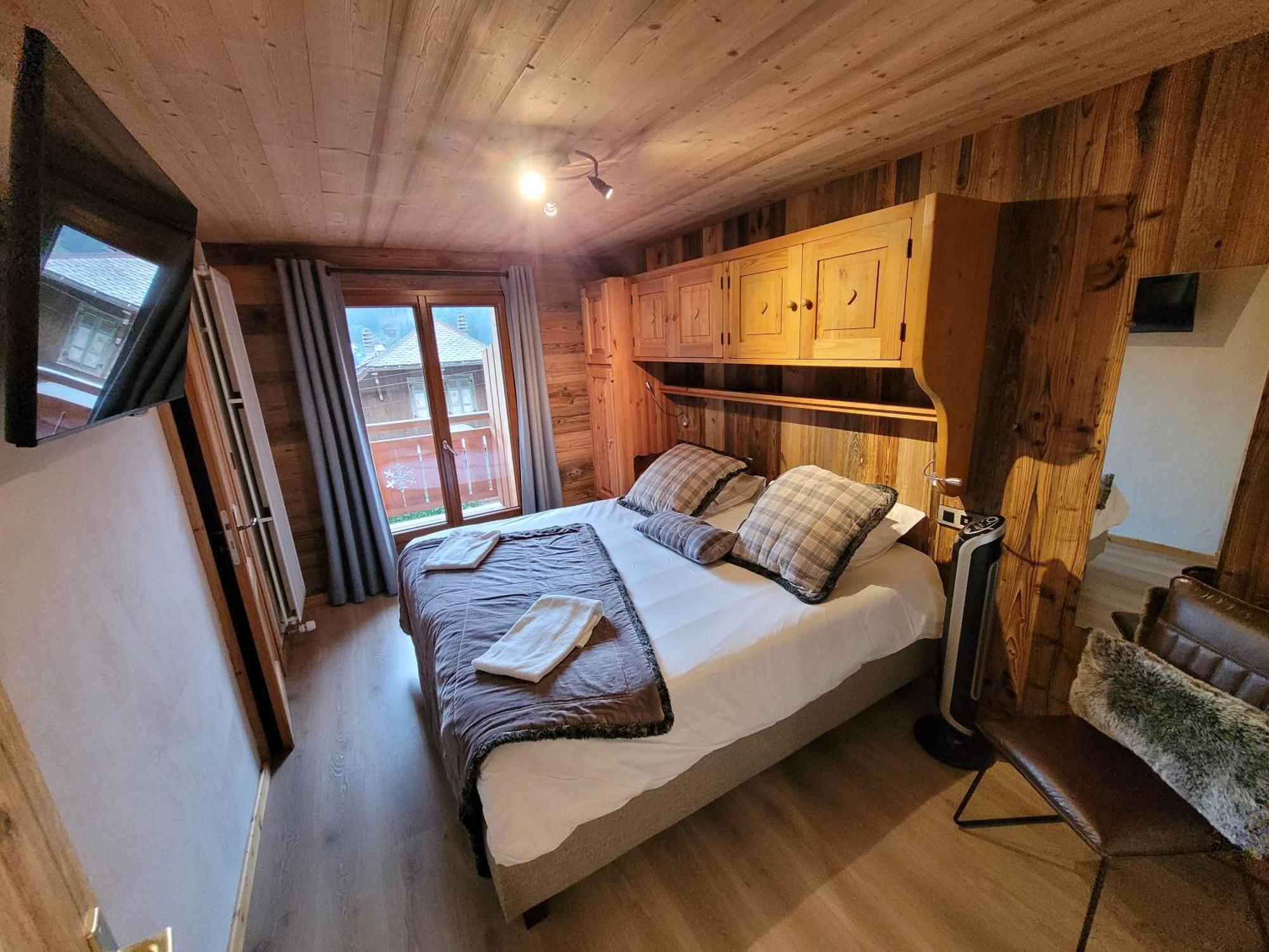 Julianna Morzine